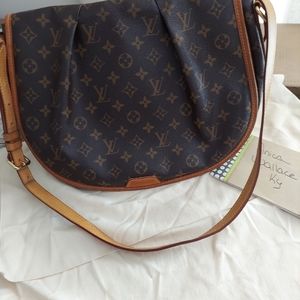 Authentic Louis Vuitton Menilmont Mm